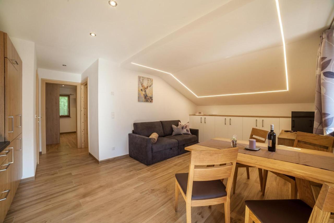 Innergasserhof Ferienwohnung Enzian San Martino di Castrozza Buitenkant foto